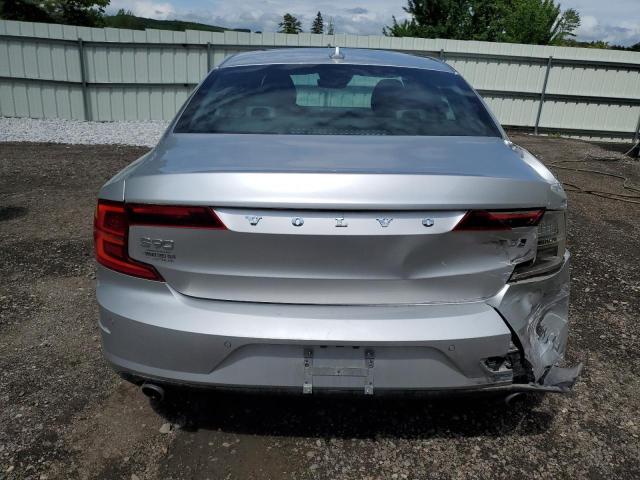  VOLVO S90 2018 Серебристый