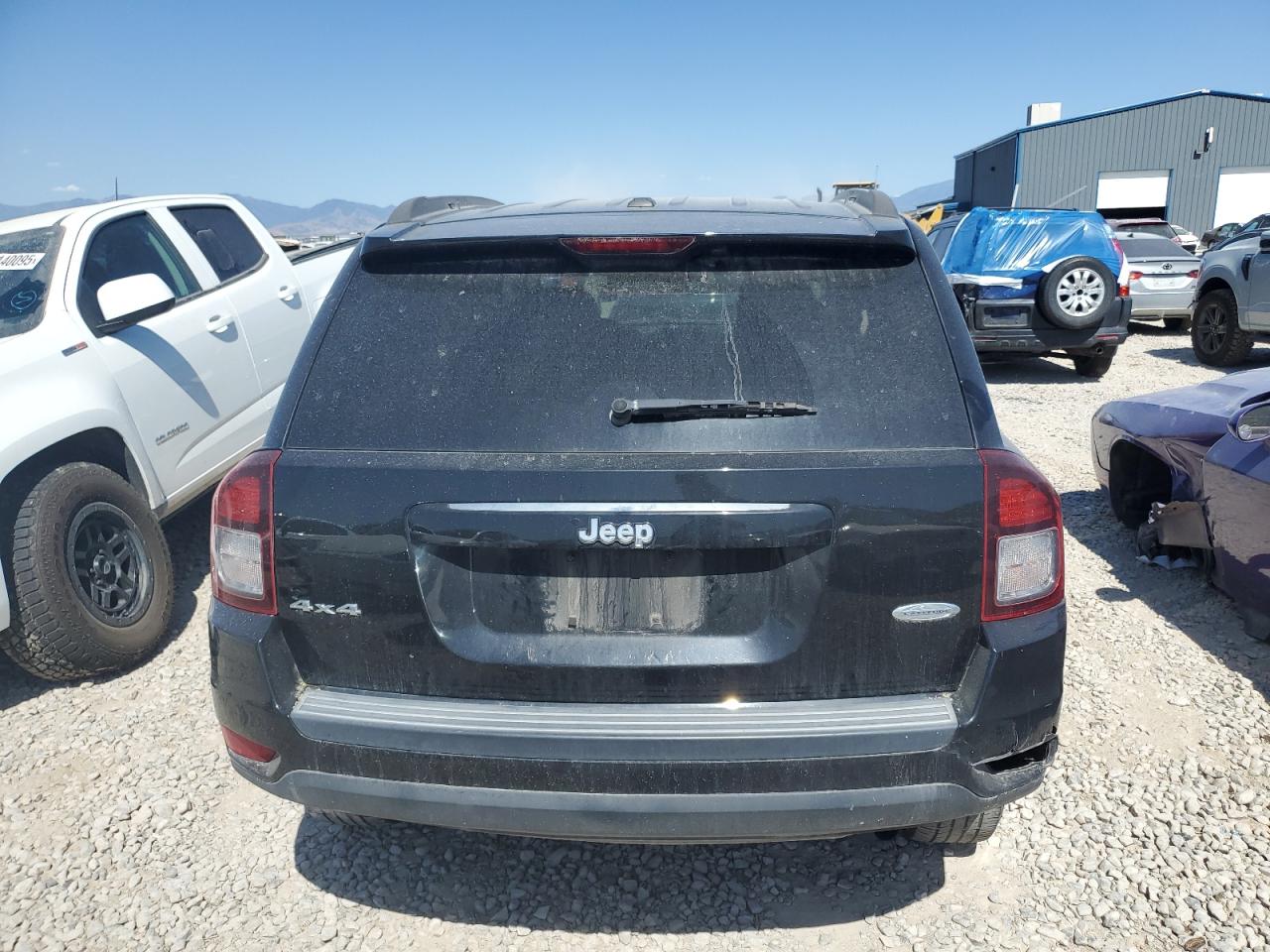 2016 Jeep Compass Latitude VIN: 1C4NJDEB0GD663303 Lot: 60755705