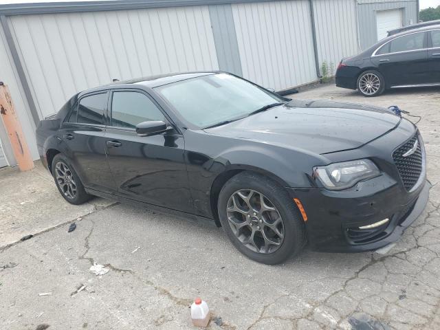  CHRYSLER 300 2018 Черный
