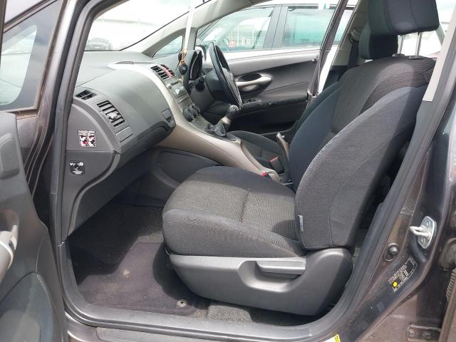 2007 TOYOTA AURIS T3 V