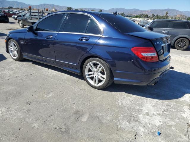  MERCEDES-BENZ C-CLASS 2012 Granatowy