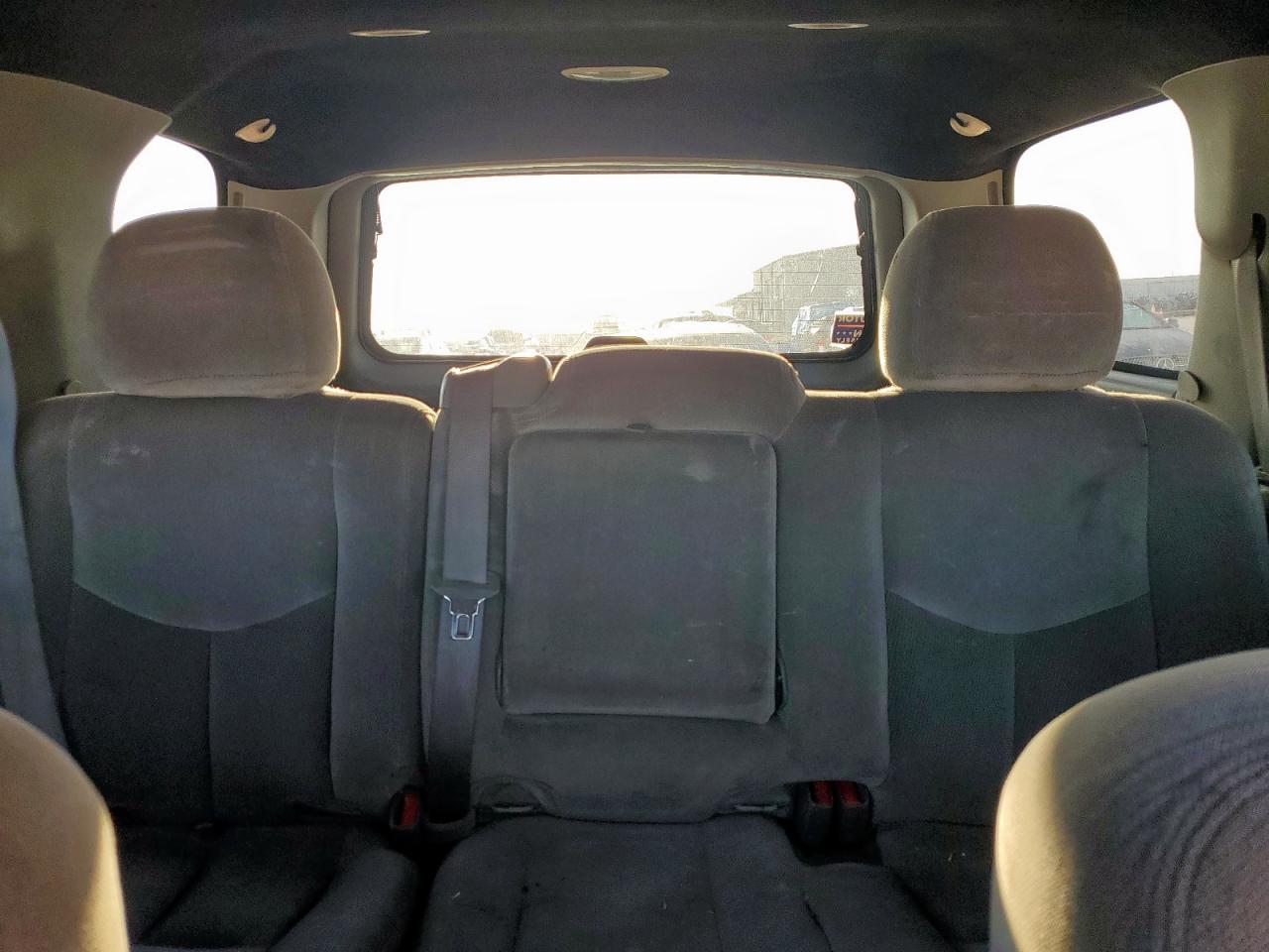 2005 GMC Yukon VIN: 1GKEC13T55J208678 Lot: 60933775