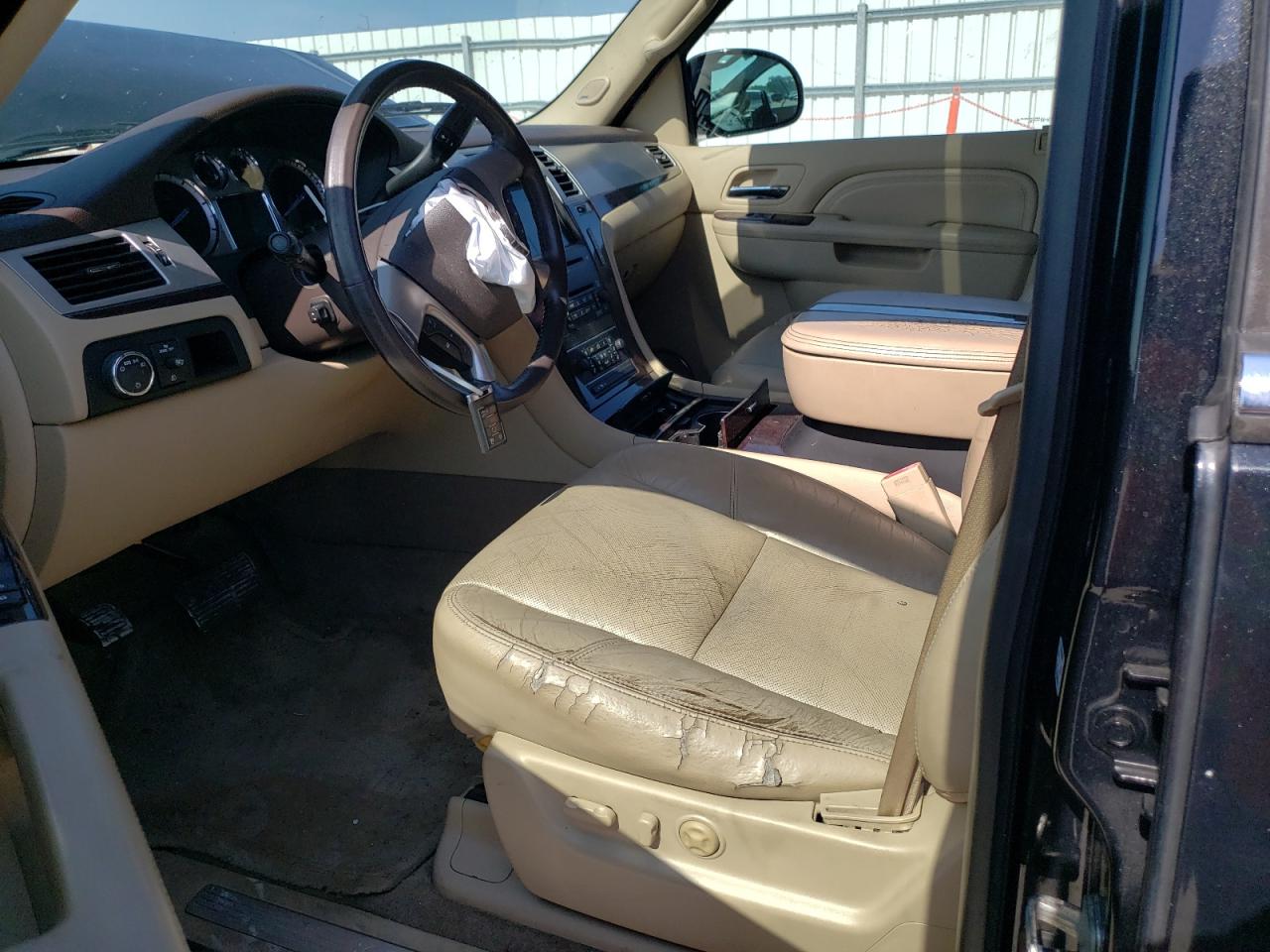 2010 Cadillac Escalade VIN: 1GYUKAEF7AR116351 Lot: 62608595