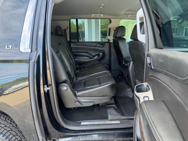  CHEVROLET SUBURBAN 2018 Czarny