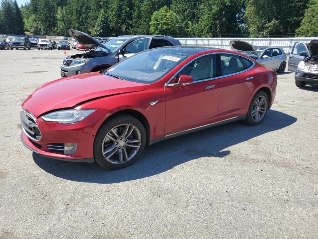 Хетчбеки TESLA MODEL S 2015 Червоний