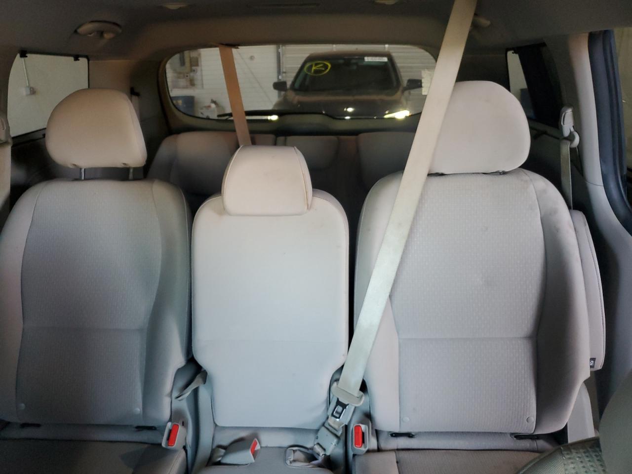 2016 Kia Sedona Lx VIN: KNDMB5C15G6148083 Lot: 61938855