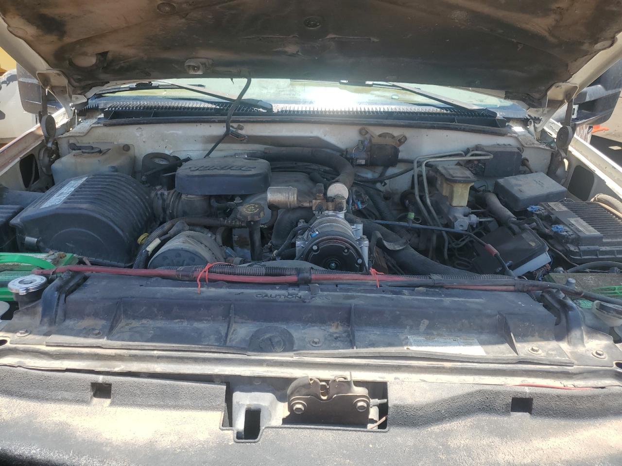 1999 Chevrolet Suburban K2500 VIN: 1GNGK26J6XJ477886 Lot: 61775675