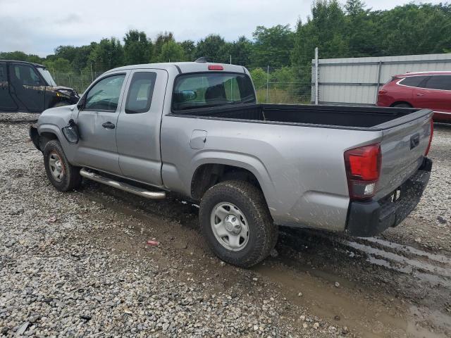  TOYOTA TACOMA 2018 Srebrny