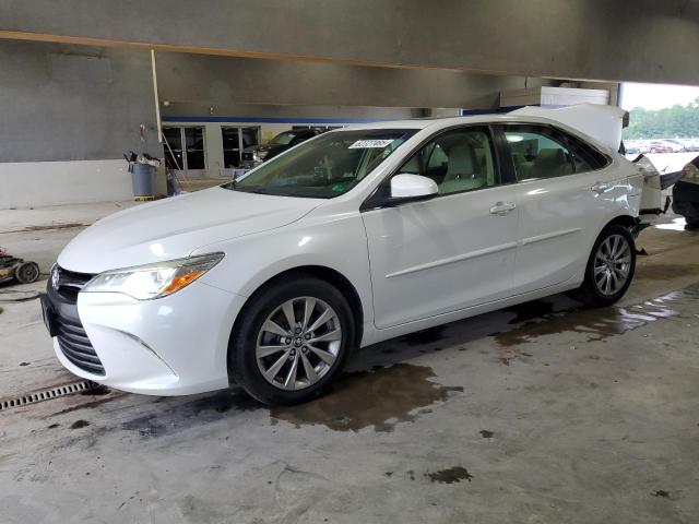  TOYOTA CAMRY 2016 Biały
