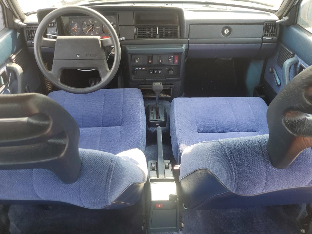 1989 Volvo 244 Dl VIN: YV1AX8845K1376772 Lot: 62405735
