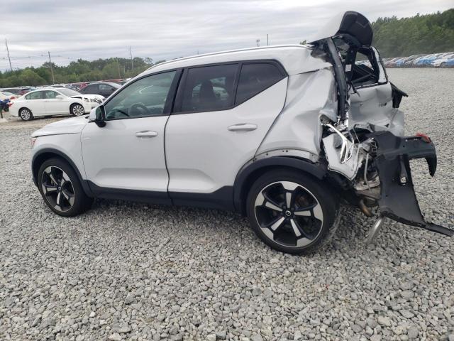  VOLVO XC40 2020 Белы
