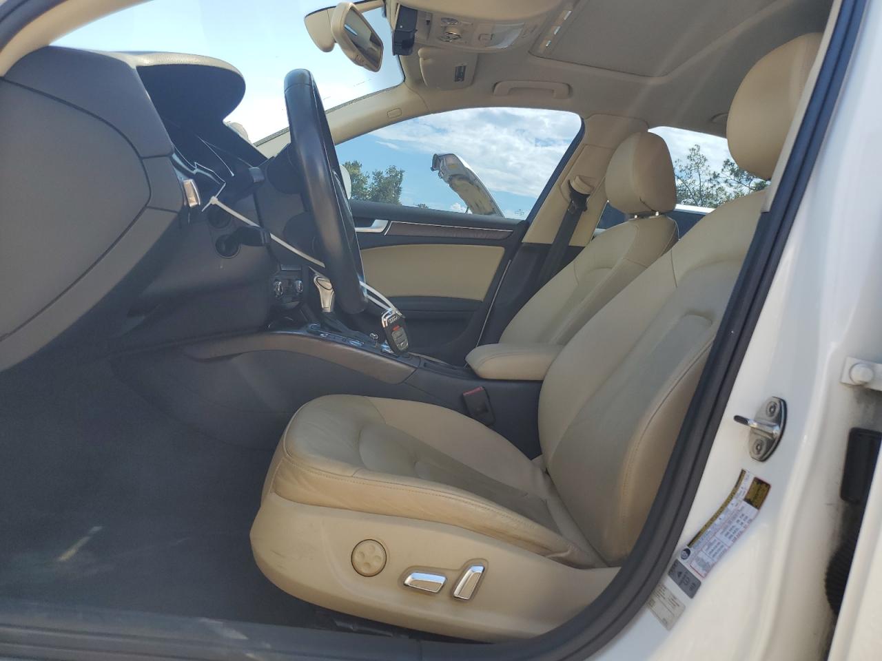 AUDI A4 2014 VIN WAUFFAFL1EA057208 zdjęcie 7