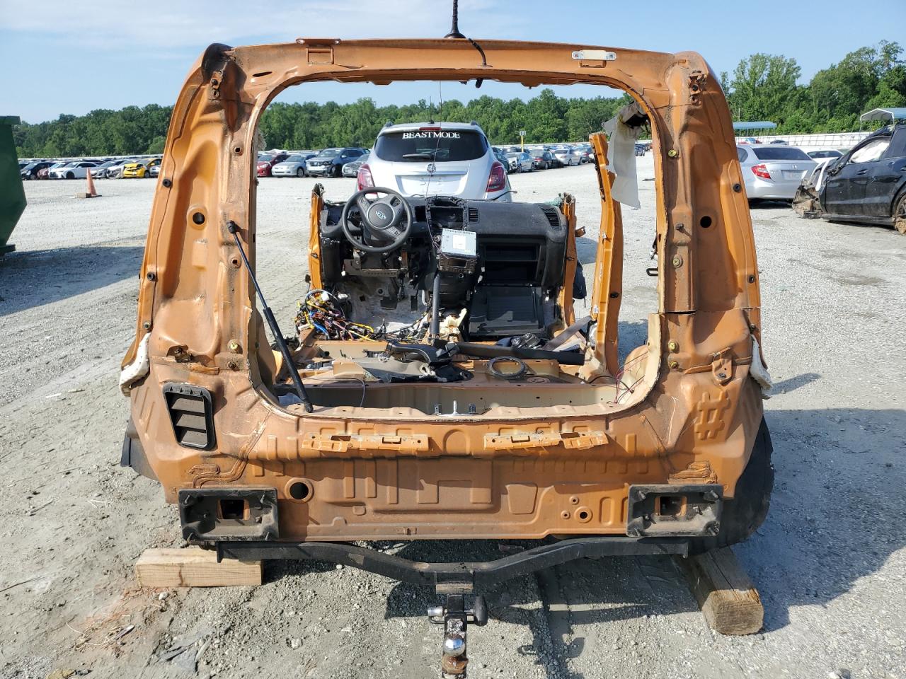 2011 Kia Soul + VIN: KNDJT2A24B7283603 Lot: 61394365