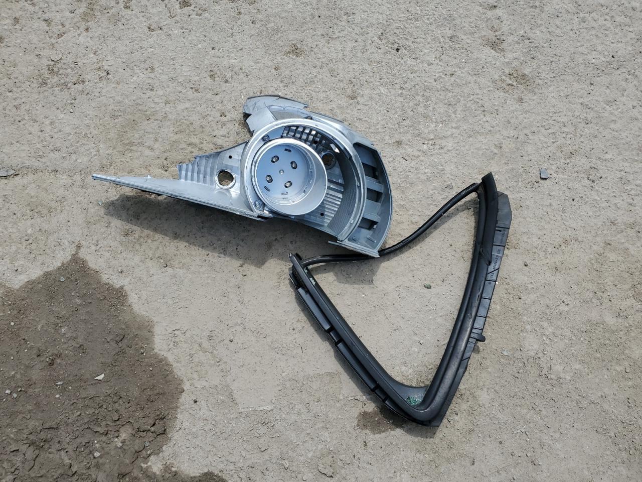 2012 Toyota Prius C VIN: JTDKDTB3XC1505855 Lot: 63186005