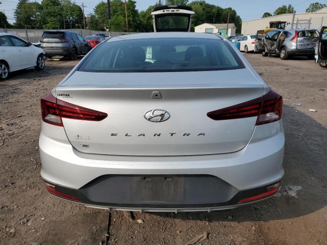  HYUNDAI ELANTRA 2020 Srebrny