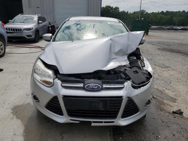  FORD FOCUS 2012 Серебристый