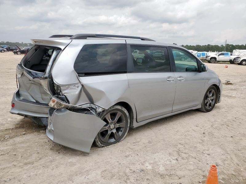  TOYOTA SIENNA 2016 Сріблястий