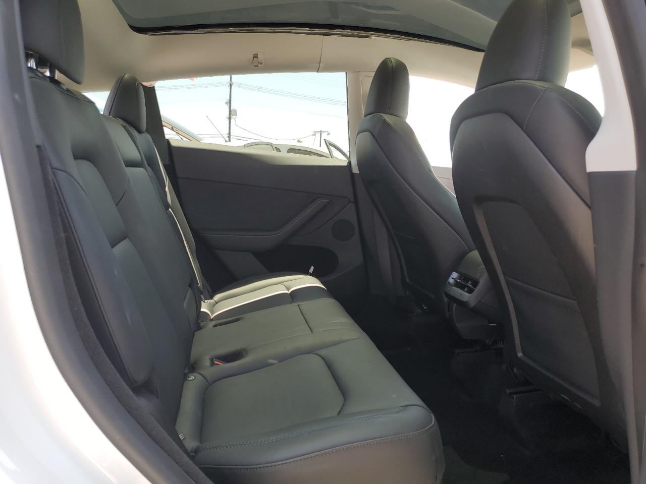 2023 Tesla Model Y VIN: 7SAYGDEE3PA120297 Lot: 61276845