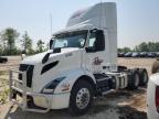 2020 Volvo Vnr Semi Truck продається в Milwaukee, WI - Mechanical