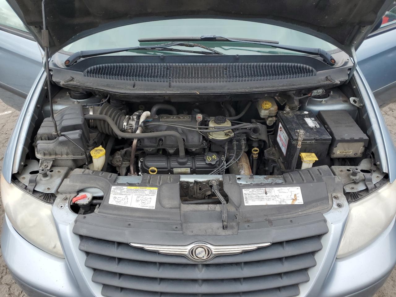 2005 Chrysler Town & Country VIN: 1C4GP45RX5B348957 Lot: 61745125