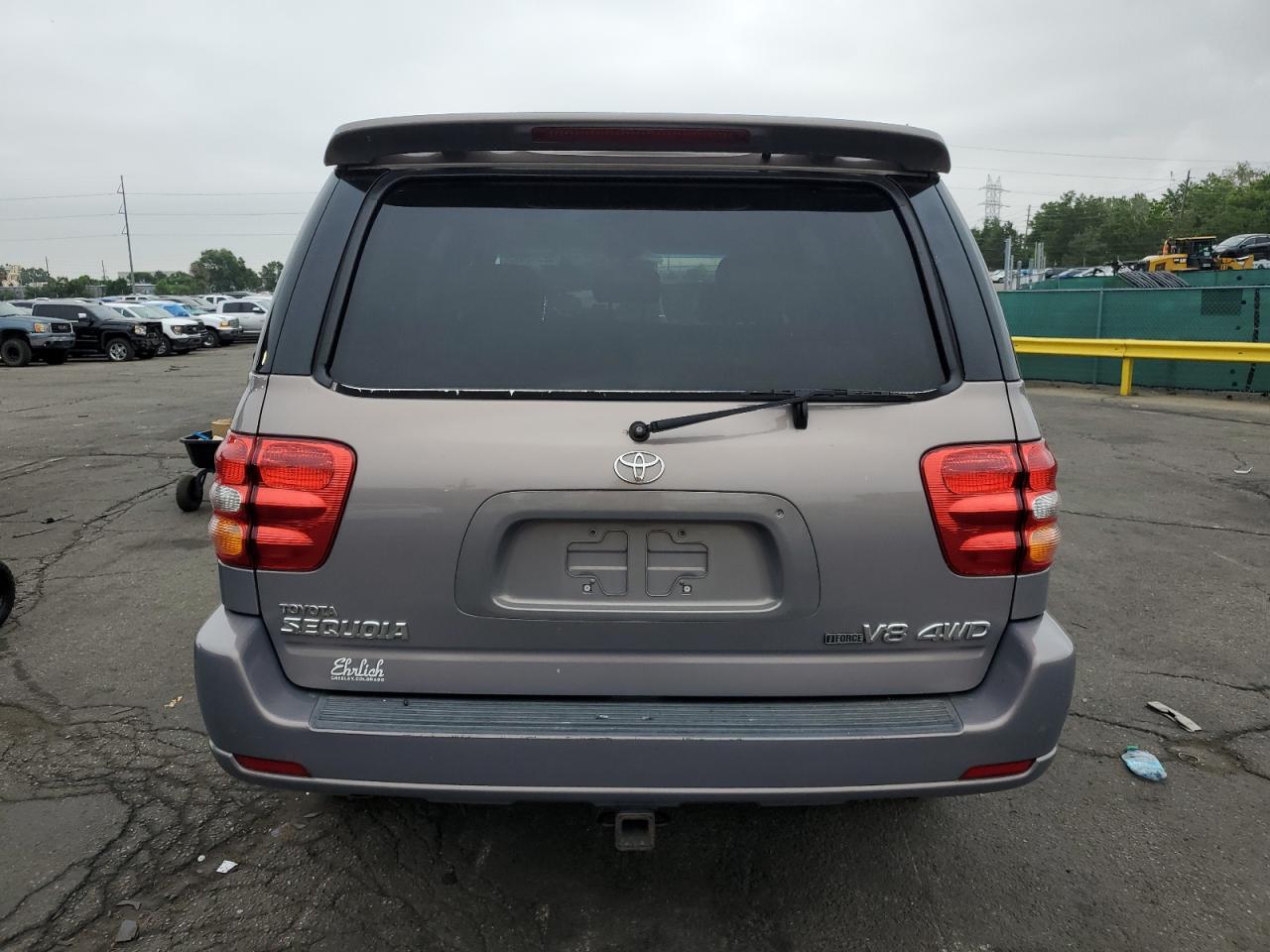 2002 Toyota Sequoia Limited VIN: 5TDBT48A62S086838 Lot: 62515095