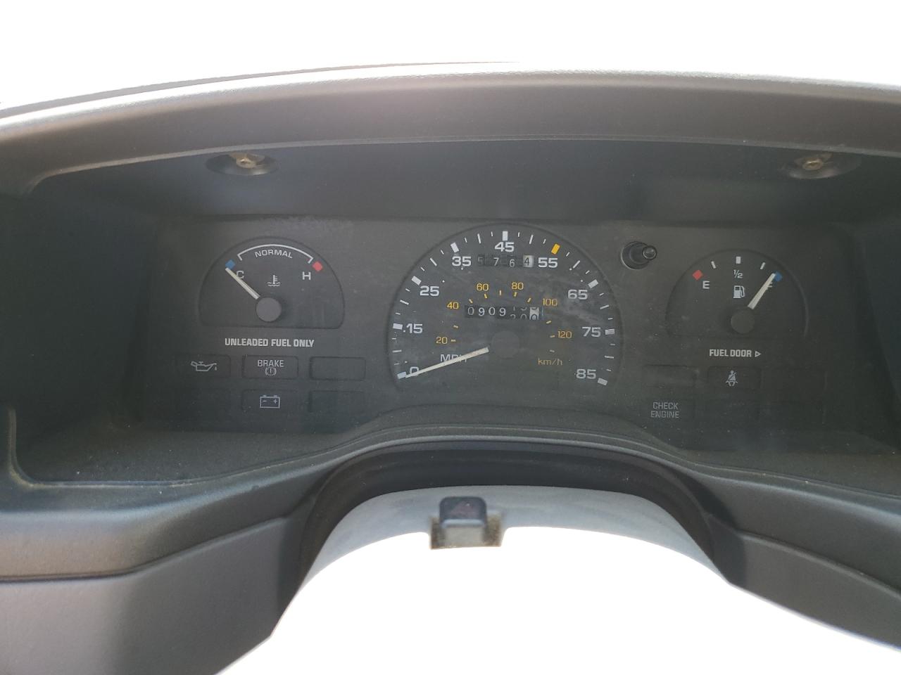 1995 Ford Taurus Gl VIN: 1FALP52U0SG152415 Lot: 62920765