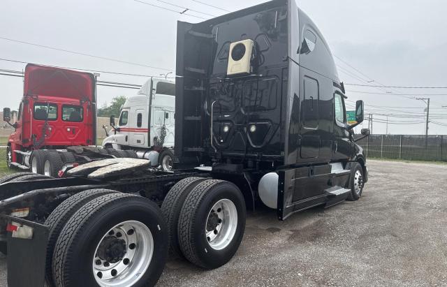 2019 FREIGHTLINER CASCADIA 126   