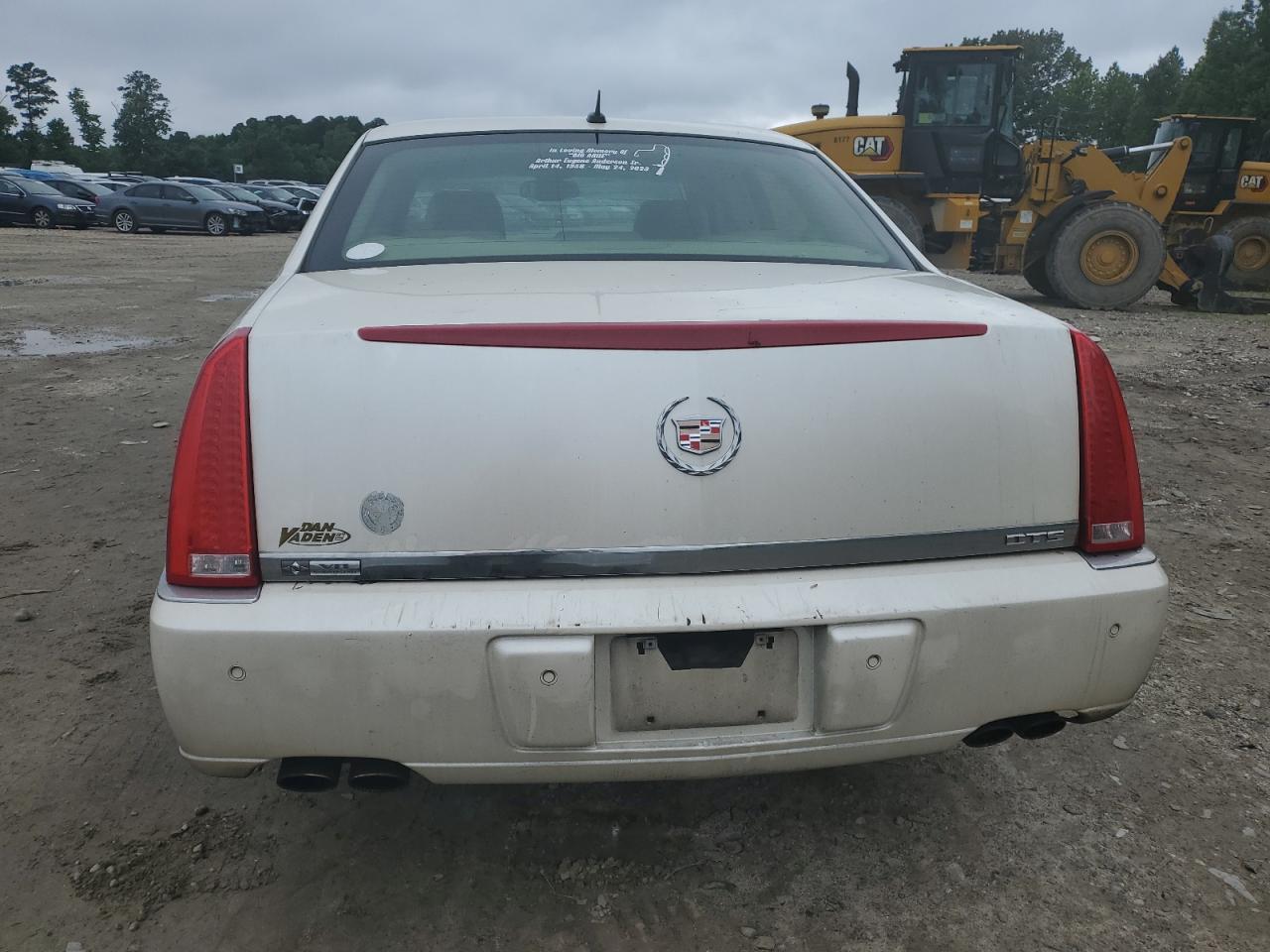 2007 Cadillac Dts VIN: 1G6KD57Y47U213996 Lot: 60560075