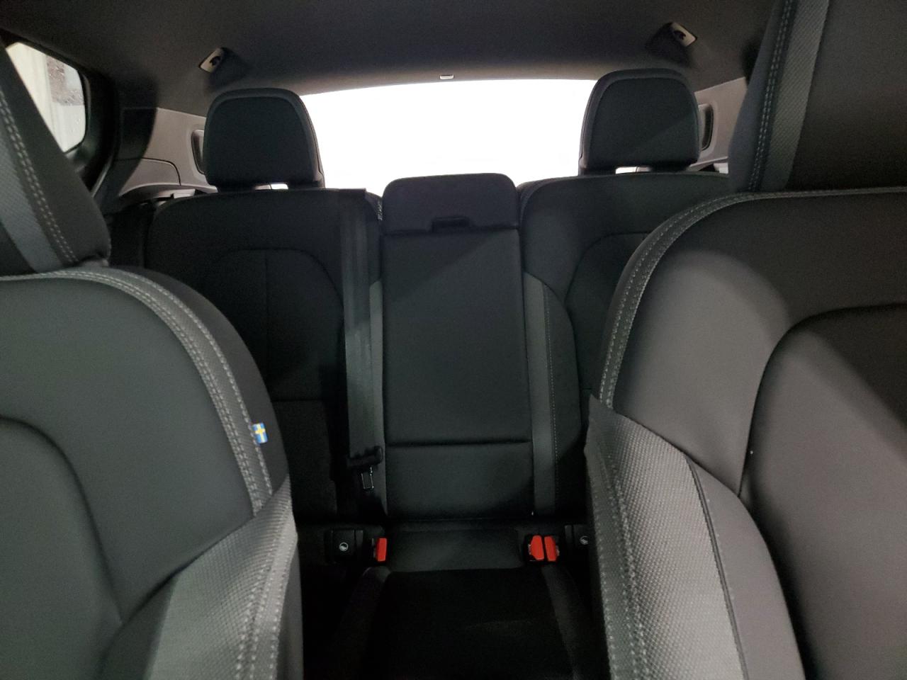 2023 Volvo Xc40 Recharge Core VIN: YV4ED3UK2P2101768 Lot: 60628105