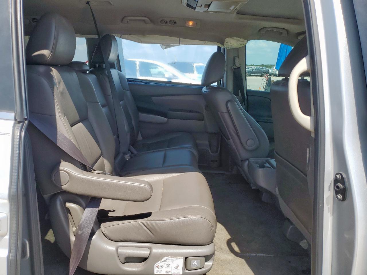 2022 Honda Odyssey Exl VIN: 5FNRL5H60EB046800 Lot: 61212625