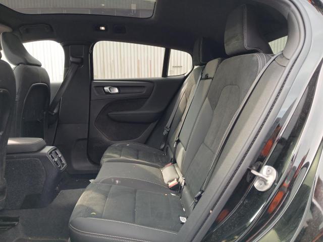 2022 VOLVO C40 TWIN PRO