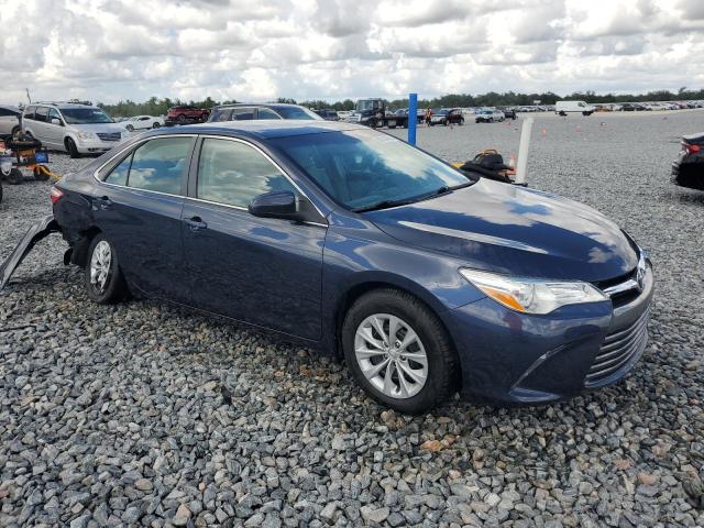  TOYOTA CAMRY 2017 Granatowy