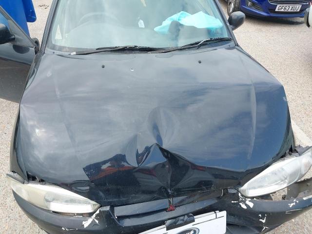 2002 MITSUBISHI COLT MIRAG