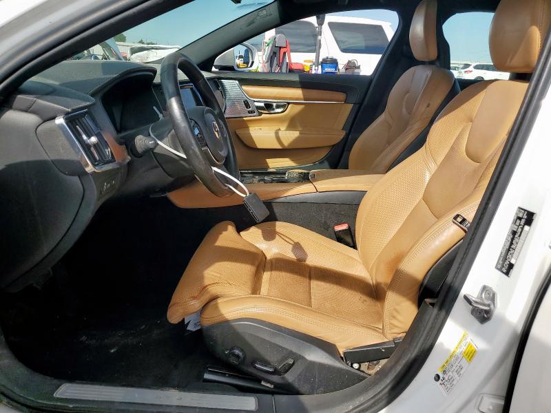  VOLVO S90 2018 White