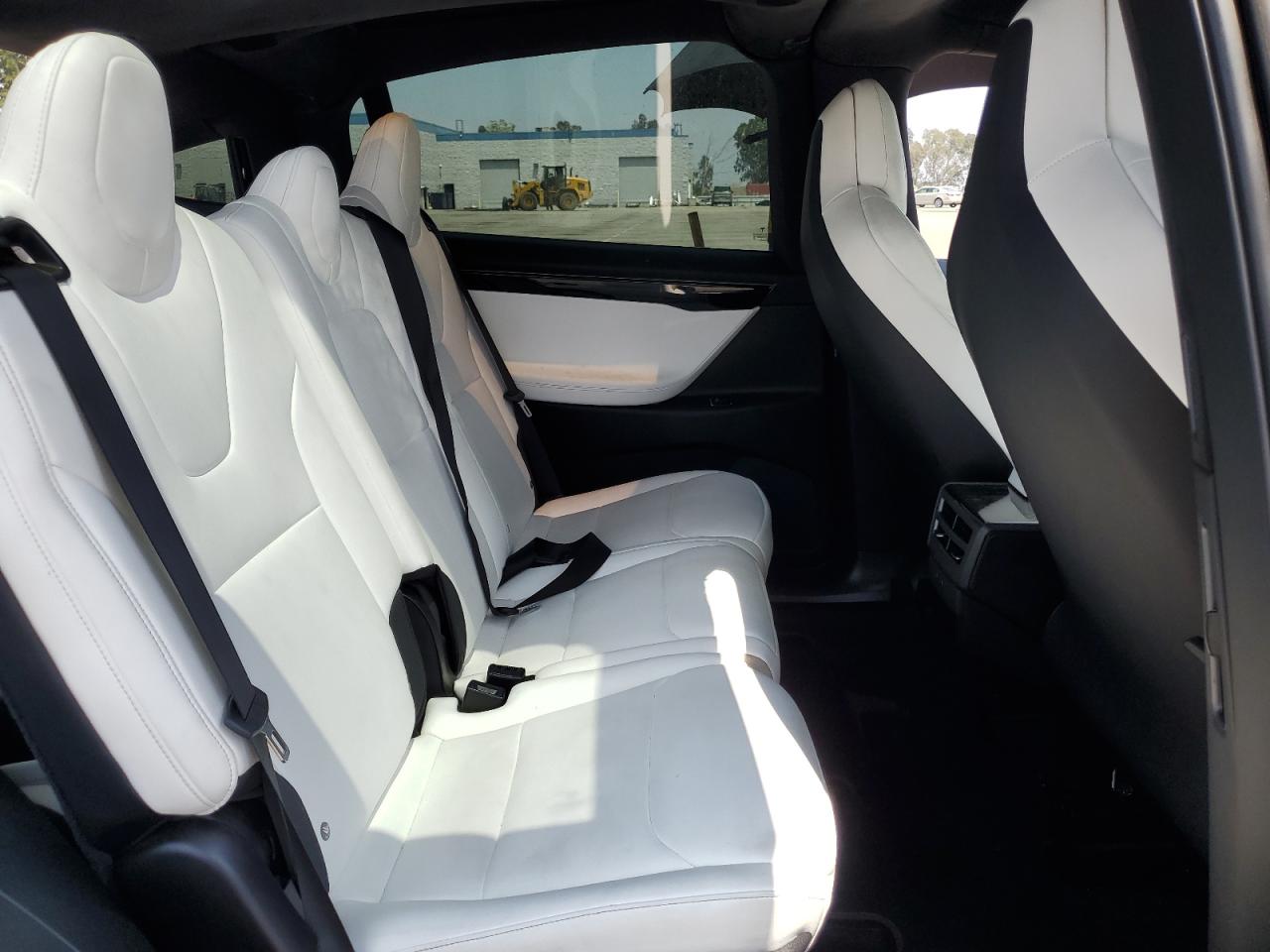 2018 Tesla Model X VIN: 5YJXCAE24JF118139 Lot: 59904625