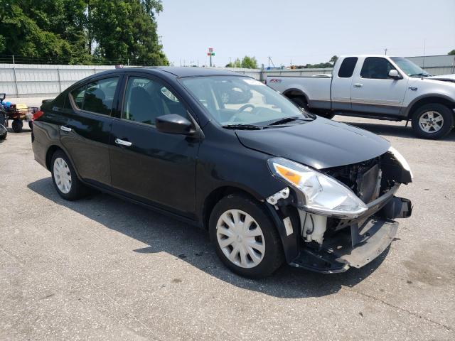  NISSAN VERSA 2018 Czarny