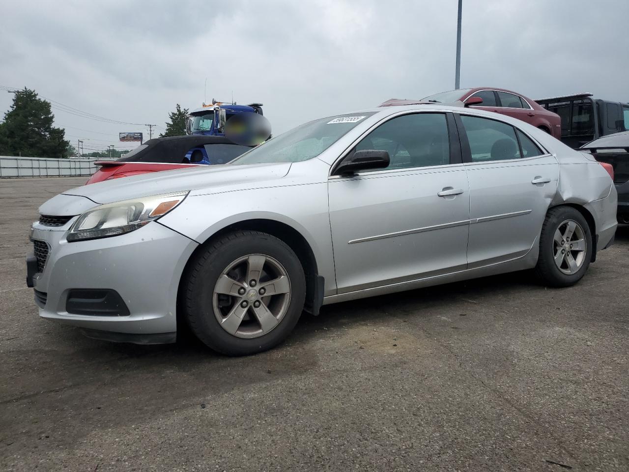 2015 Chevrolet Malibu Ls for Sale in Moraine, OH - Rear End