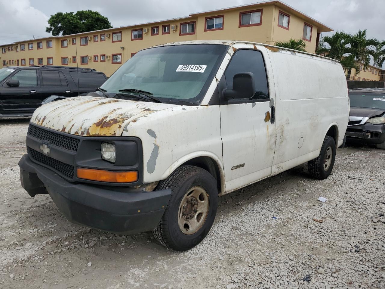 2004 Chevrolet Express G2500 на продаже в Opa Locka, FL - Rear End
