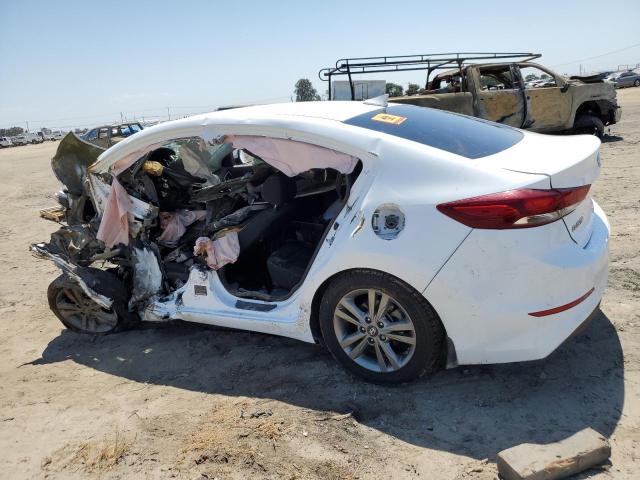  HYUNDAI ELANTRA 2018 Белы