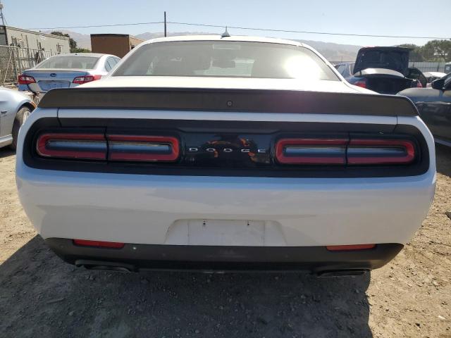  DODGE CHALLENGER 2018 Белы