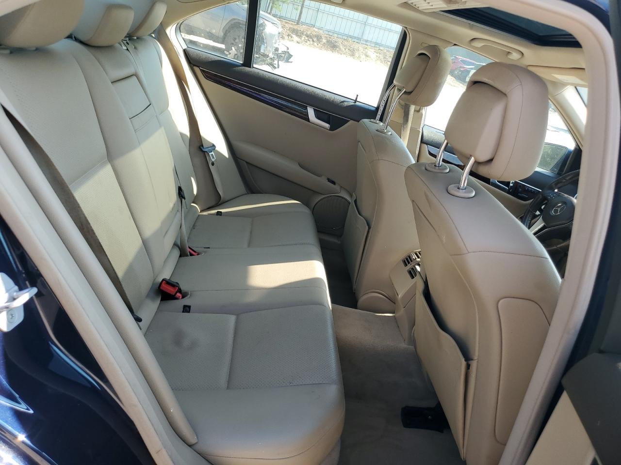 2013 Mercedes-Benz C 250 VIN: WDDGF4HB0DA750742 Lot: 62776725