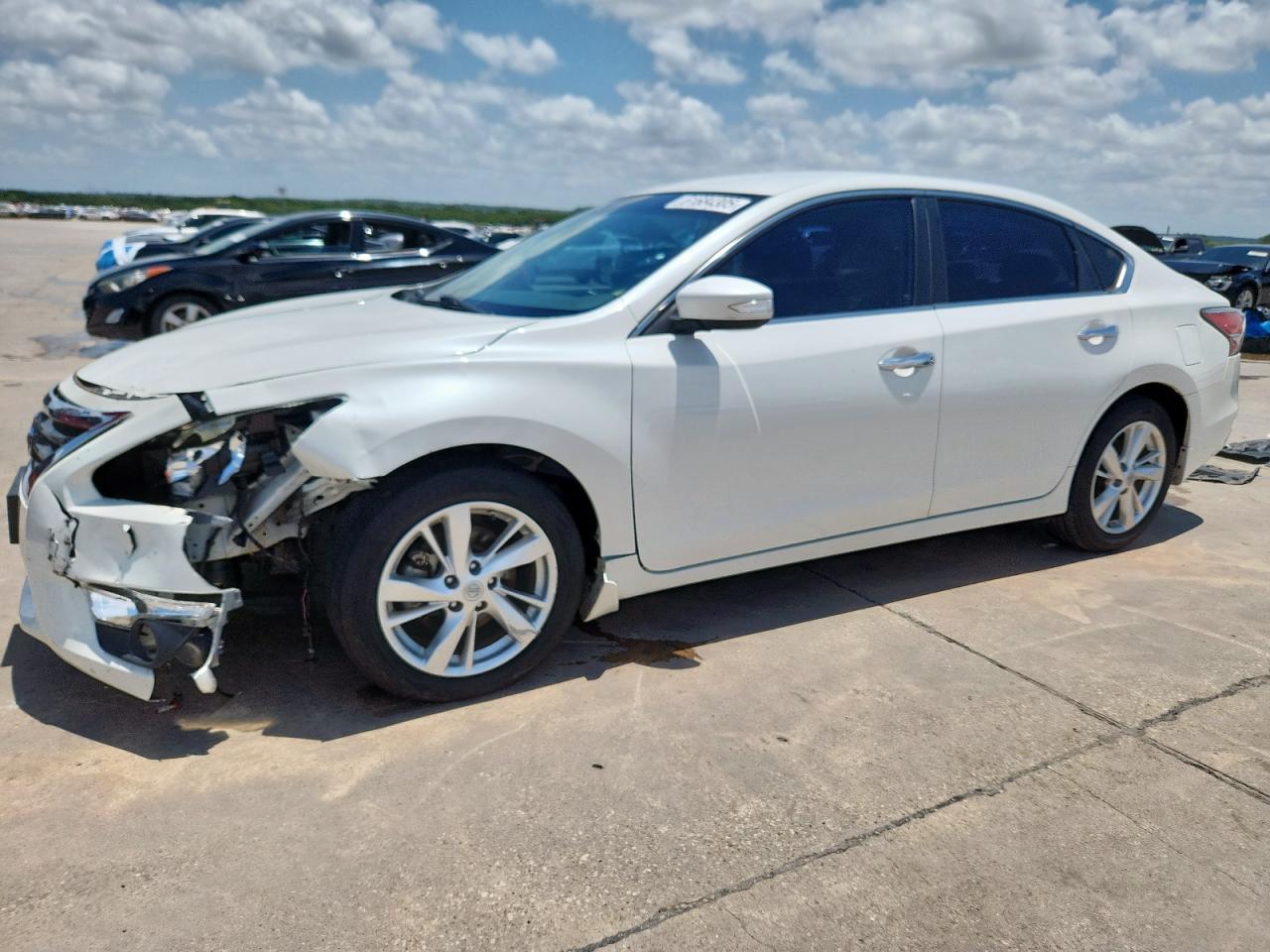 Grand Prairie, TX에서 판매 중인 2015 Nissan Altima 2.5 - Front End