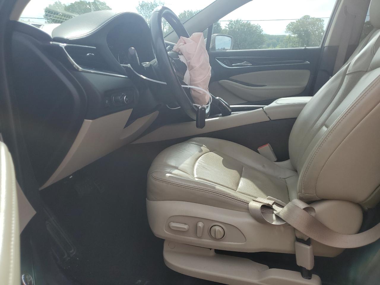 2018 Buick Enclave Essence VIN: 5GAEVAKW7JJ174286 Lot: 61232115