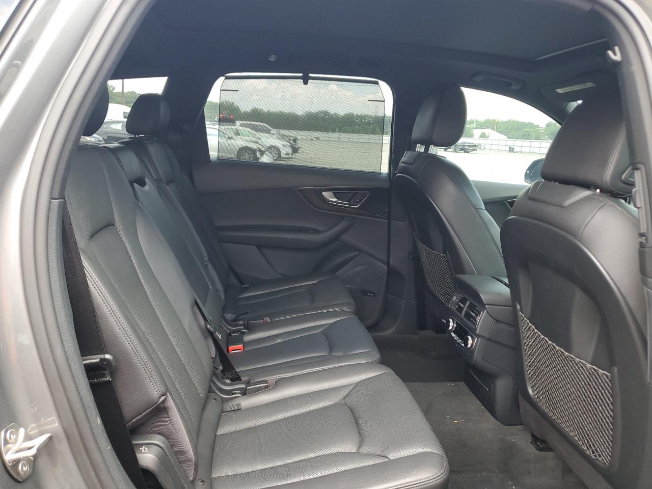 2017 Audi Q7 Prestige VIN: WA1VAAF75HD016562 Lot: 62058235
