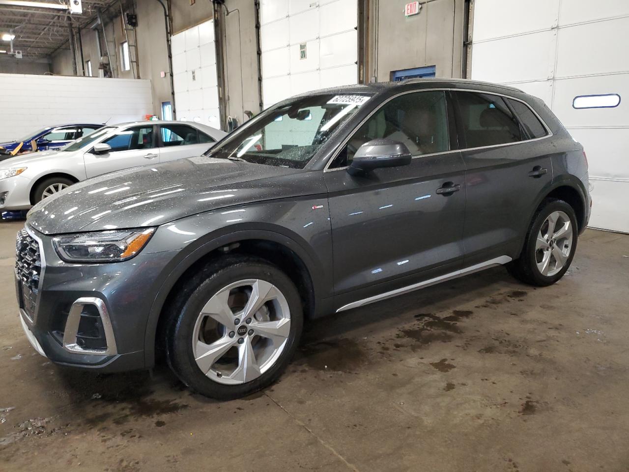 AUDI Q5 2022 VIN WA1EAAFY8N2139126