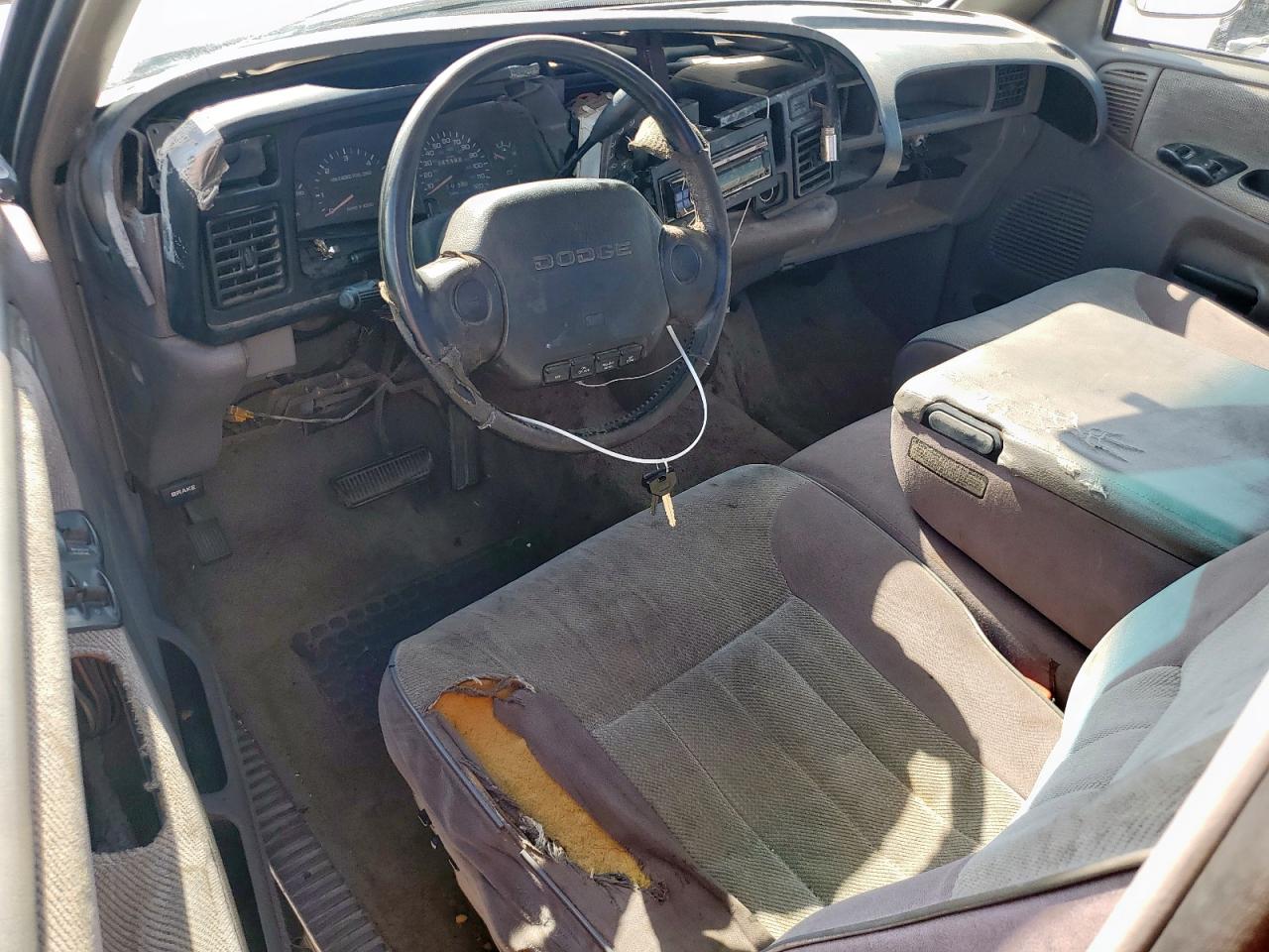 1995 Dodge Ram 1500 VIN: 1B7HC16Y4SS264049 Lot: 61224055