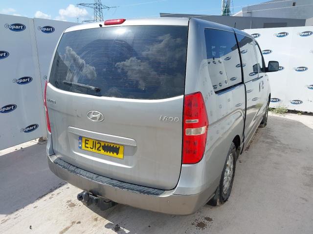 2012 HYUNDAI I800 STYLE