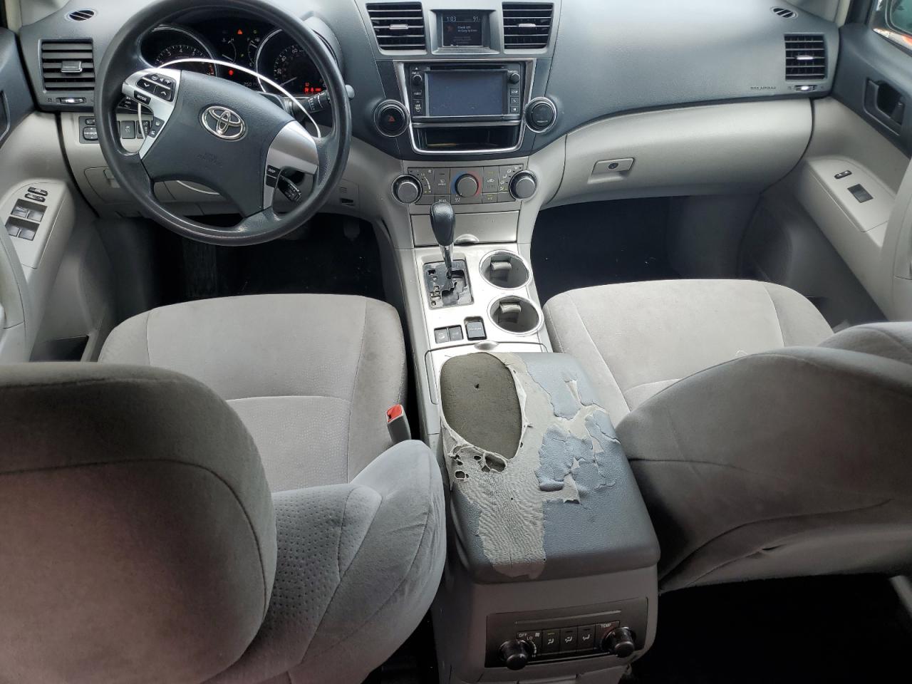 TOYOTA HIGHLANDER 2013 VIN 5TDBK3EH4DS227018 zdjęcie 8