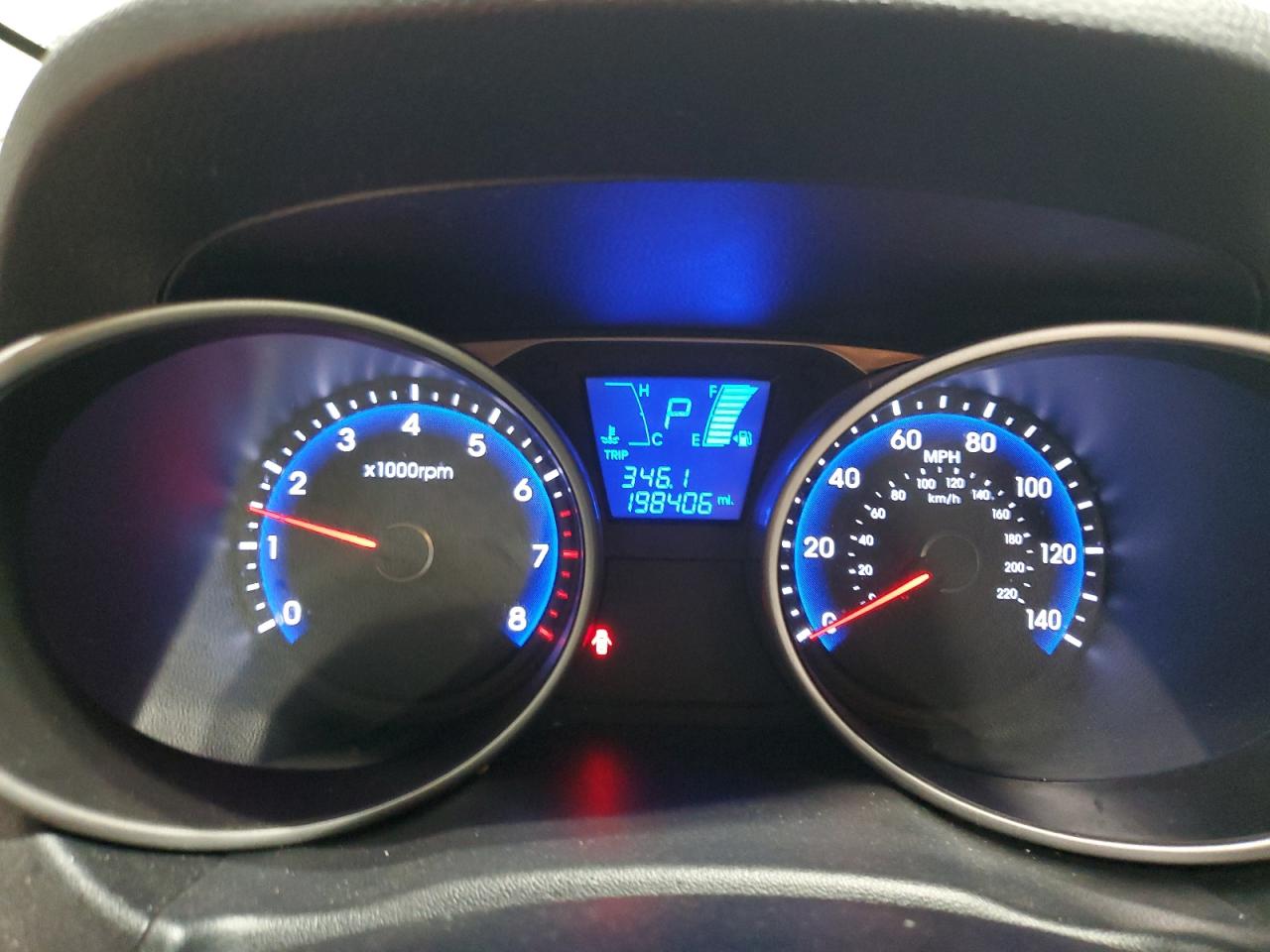 HYUNDAI TUCSON 2012 VIN KM8JUCAC6CU379419 фото 9