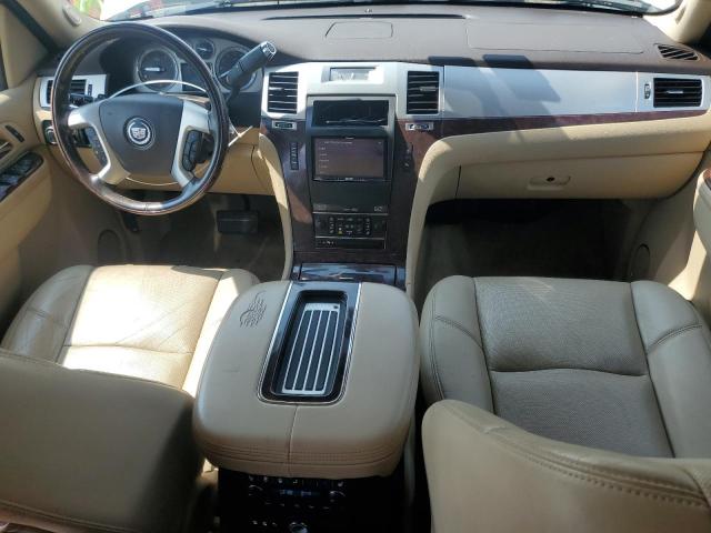 Parquets CADILLAC ESCALADE 2013 Biały